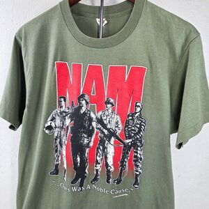 Vintage 80s Screen Stars NAM Ours Was A Noble Cause Single Stitch Sz L